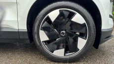 Volvo EX30 200kW SM Extended Range Plus 69kWh 5dr Auto Electric Estate